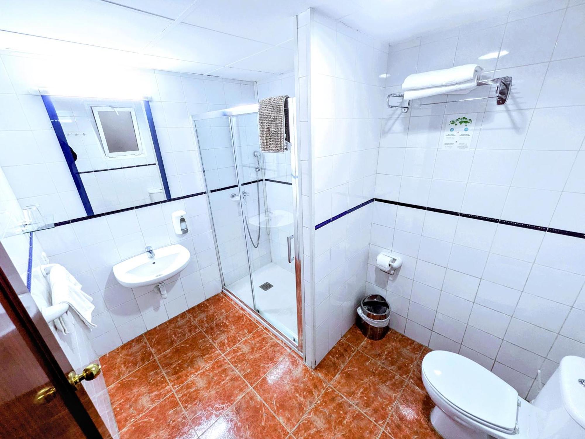 Hostal Jentoft Sevilla Exteriér fotografie