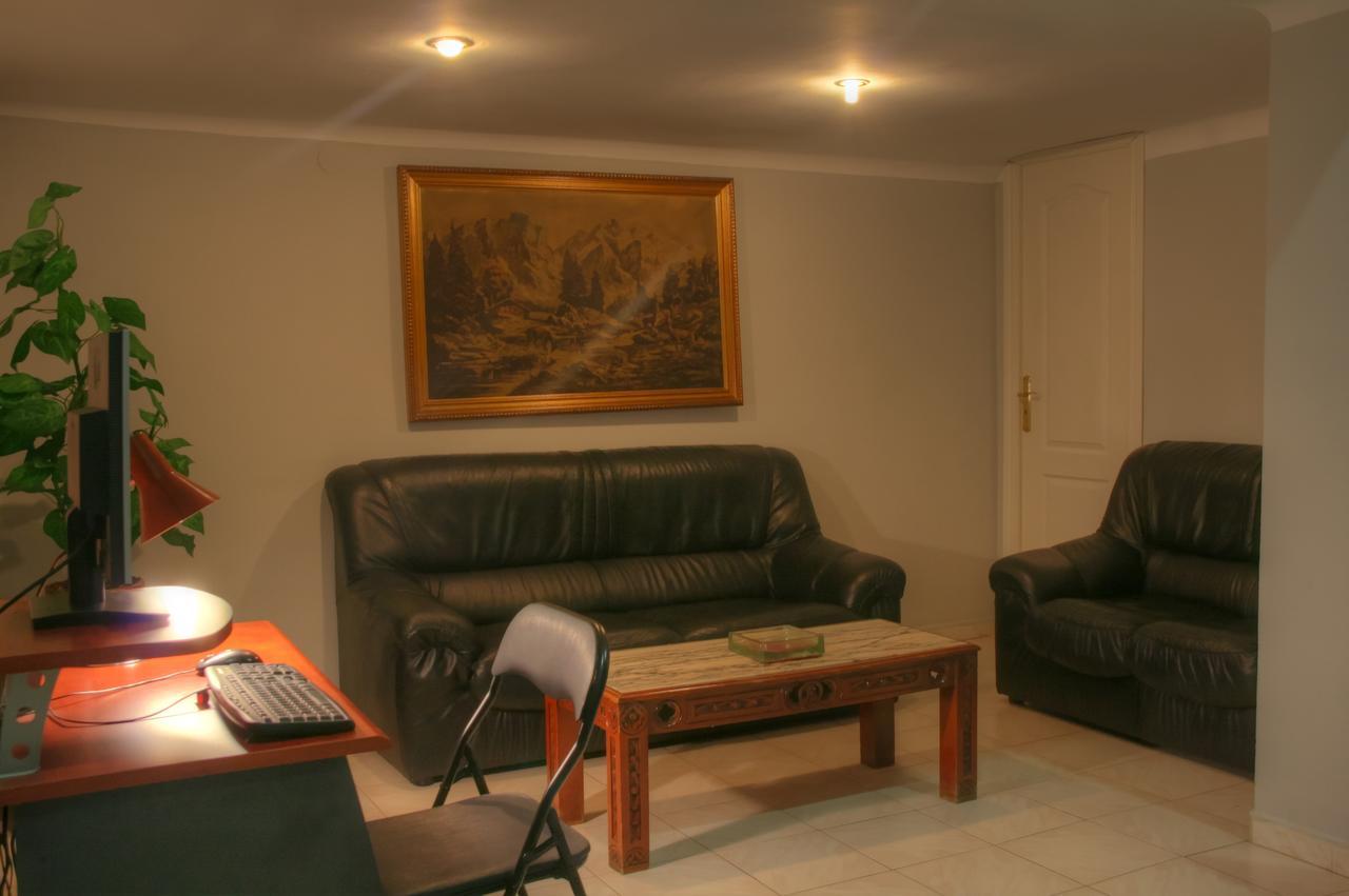 Hostal Jentoft Sevilla Exteriér fotografie