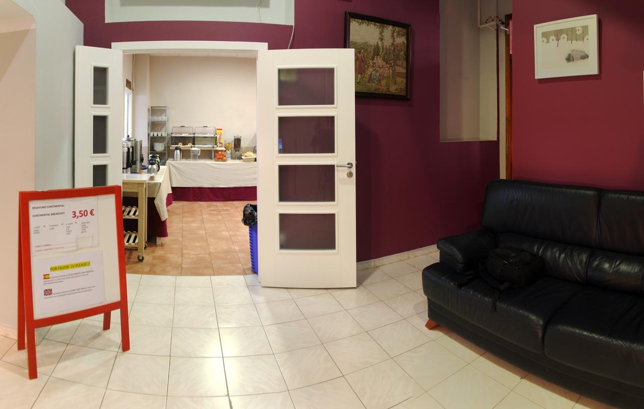 Hostal Jentoft Sevilla Exteriér fotografie