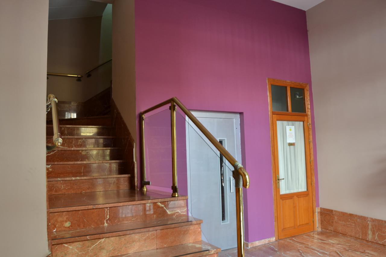 Hostal Jentoft Sevilla Exteriér fotografie