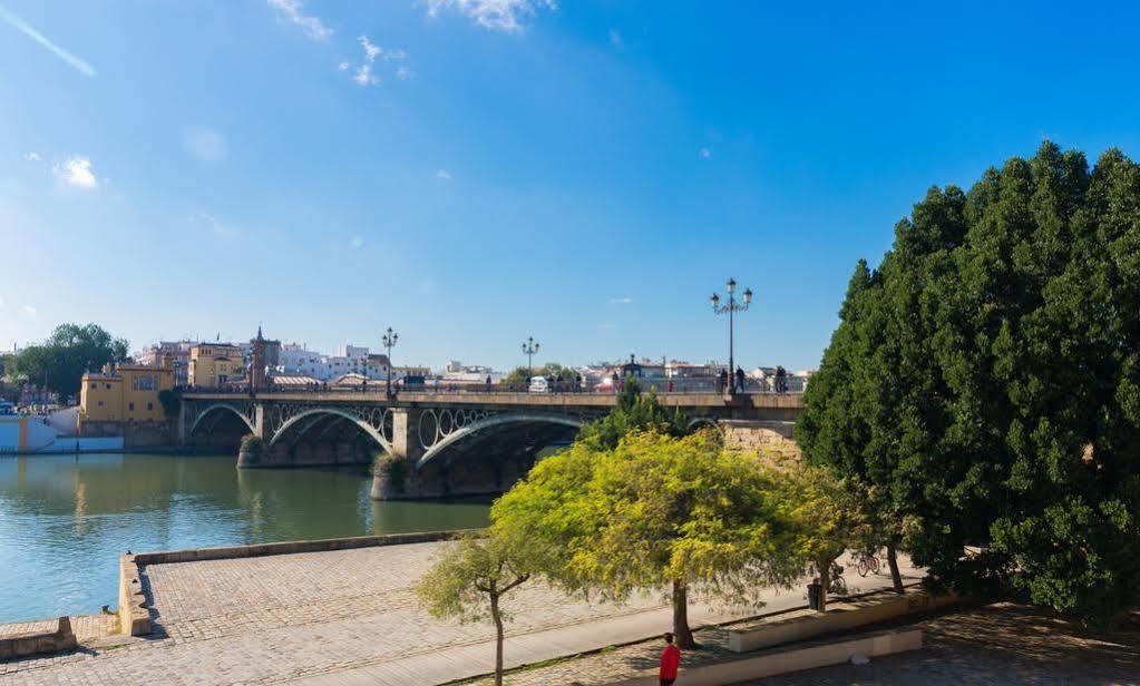 Hostal Jentoft Sevilla Exteriér fotografie